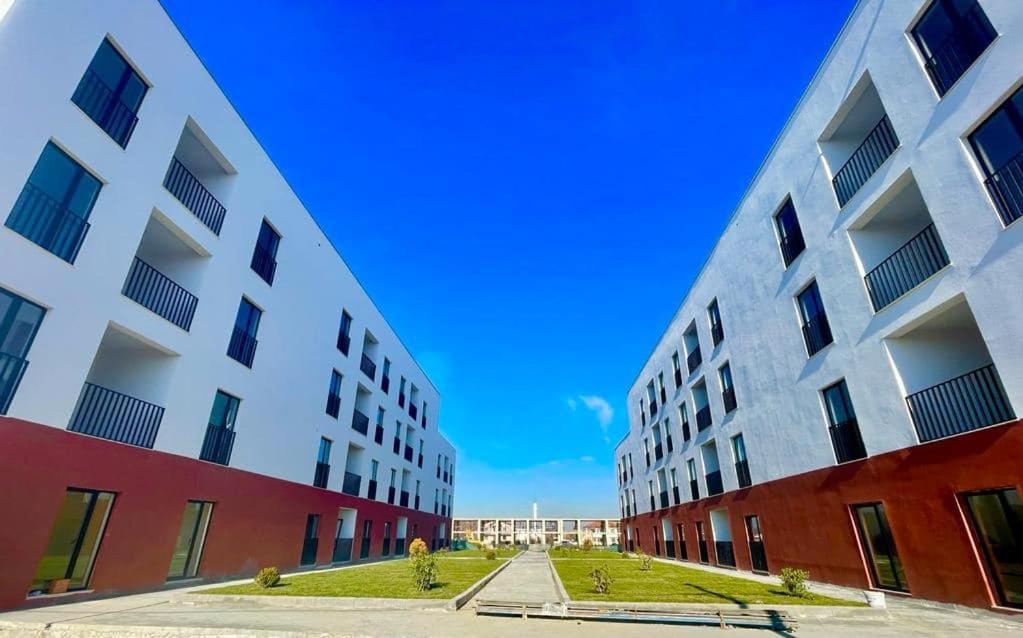 Cosy 2Br Apartment Near Tirana Airport - Self Check-In 24Hr Esterno foto
